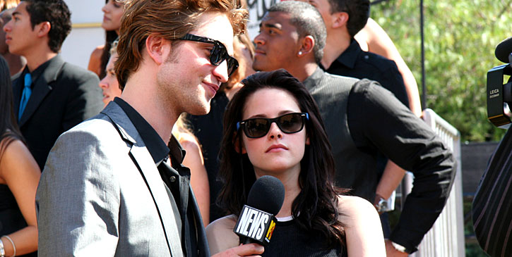 "Twilight" Stars At The 2008 MTV Movie Awards