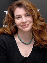 Twilight's Stephenie Meyer Directs Her First Music Video