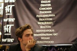 Rob In Chicago + Is New Moon Ready To Shoot in Feb?